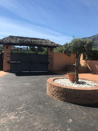 Foto 1 de Casa rural en venda a Los Pacos de 8 habitacions amb terrassa i piscina