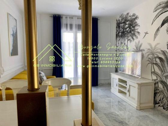 Foto 1 de Piso en venta en Lucena de 2 habitaciones con aire acondicionado y ascensor