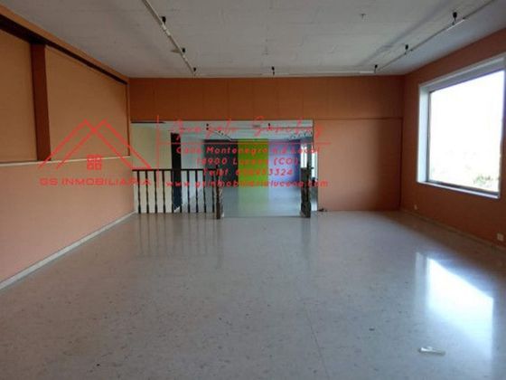 Foto 2 de Nave en venta en Lucena de 2000 m²