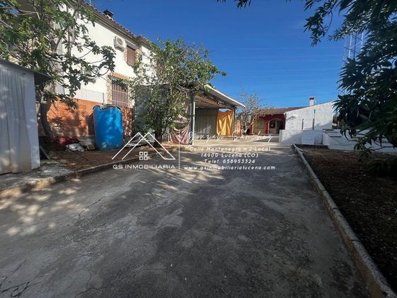 Foto 2 de Chalet en venta en Lucena de 3 habitaciones con piscina y jardín