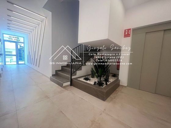 Foto 2 de Piso en alquiler en Lucena de 2 habitaciones con muebles y balcón