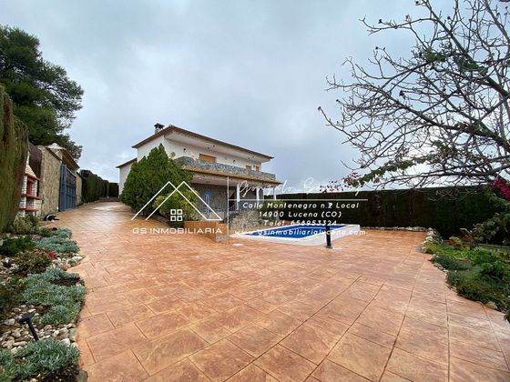 Foto 1 de Chalet en venta en Lucena de 3 habitaciones con terraza y piscina