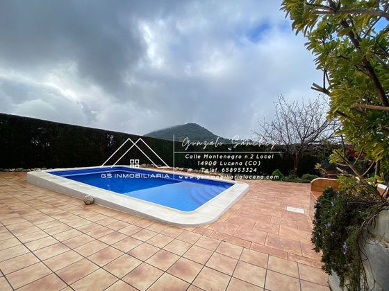 Foto 2 de Chalet en venta en Lucena de 3 habitaciones con terraza y piscina