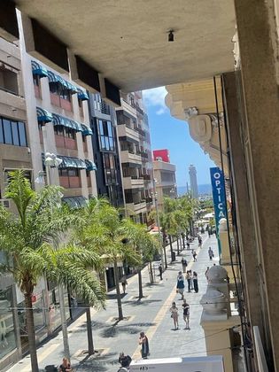 Foto 1 de Pis en venda a calle Del Castillo de 2 habitacions amb balcó i ascensor