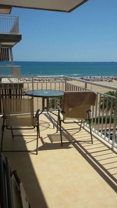 Foto 1 de Piso en venta en Playa de Gandia de 2 habitaciones con garaje y balcón