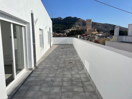 Foto 1 de Àtic en venda a Villena de 2 habitacions amb terrassa i garatge