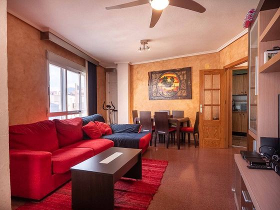 Foto 2 de Pis en venda a Orihuela ciudad de 3 habitacions amb garatge i ascensor