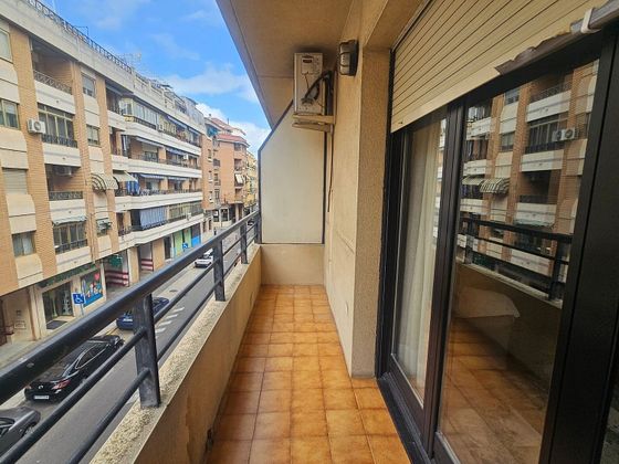 Foto 1 de Pis en venda a calle Río de 3 habitacions amb terrassa i garatge