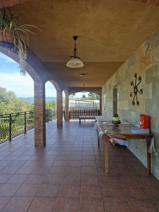 Foto 1 de Xalet en venda a Sant Esteve Sesrovires de 6 habitacions amb terrassa i piscina