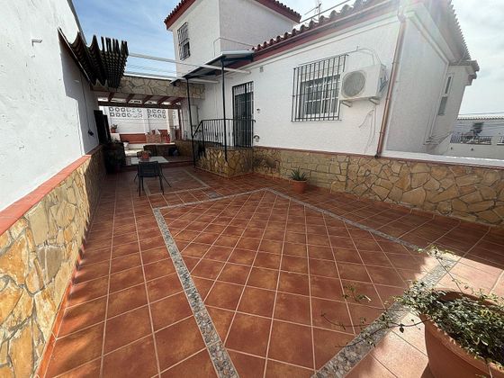 Foto 1 de Dúplex en venta en calle Escritor Jacobo Orellana Espejo de 3 habitaciones con terraza y jardín