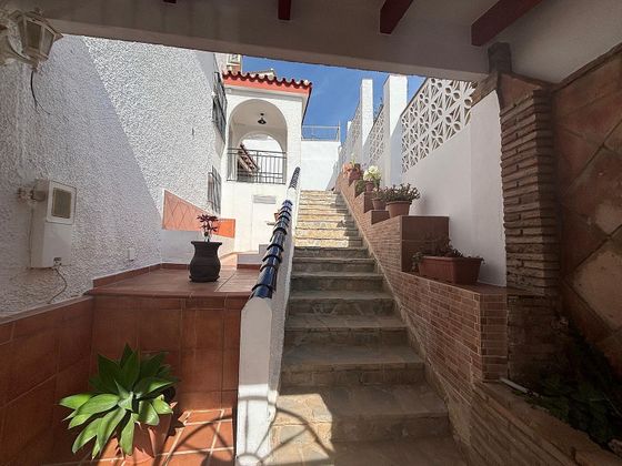 Foto 2 de Dúplex en venda a calle Escritor Jacobo Orellana Espejo de 3 habitacions amb terrassa i jardí