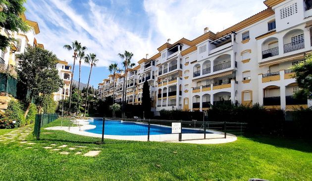 Foto 1 de Pis en lloguer a Lomas de Marbella Club - Puente Romano de 3 habitacions amb terrassa i piscina