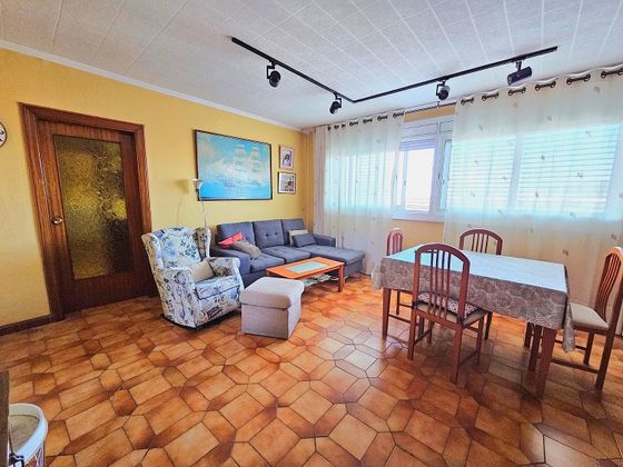 Foto 1 de Venta de piso en Fontsanta - Fatjó de 3 habitaciones con aire acondicionado y calefacción