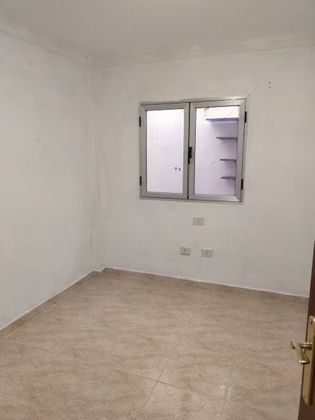 Foto 2 de Piso en venta en La Garita - Marpequeña de 3 habitaciones y 109 m²