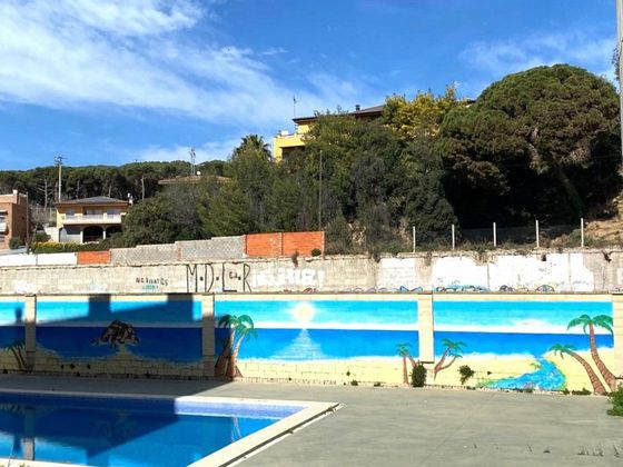 Foto 1 de Piso en venta en Els Pins de 2 habitaciones con piscina y jardín