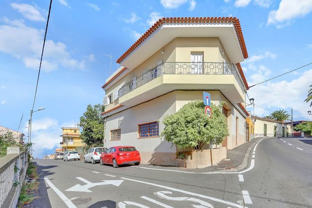Foto 1 de Chalet en venta en calle Calvario de 4 habitaciones con terraza y garaje