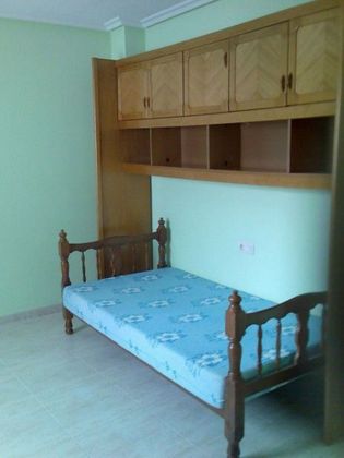 Foto 2 de Piso en venta en Villamayor de 3 habitaciones con terraza y garaje