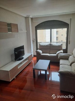 Foto 1 de Alquiler de dúplex en Canalejas - Gran Vía de 5 habitaciones con muebles y calefacción