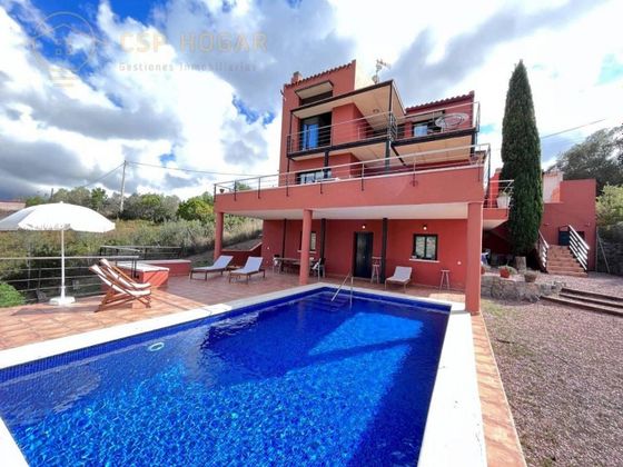 Foto 1 de Xalet en venda a Olivella de 5 habitacions amb terrassa i piscina