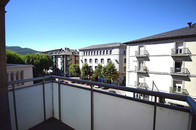 Foto 1 de Venta de piso en Seu d´Urgell, la de 3 habitaciones con terraza y garaje