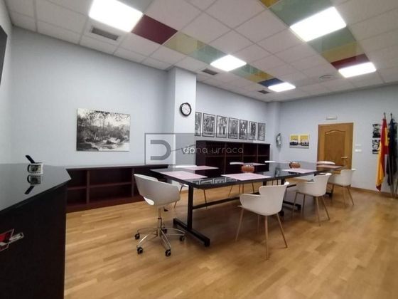 Foto 2 de Oficina en lloguer a San Rosendo de 250 m²