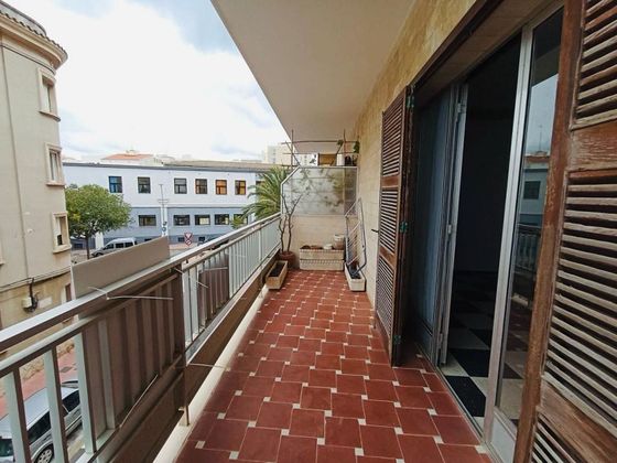 Foto 1 de Venta de piso en Maó de 4 habitaciones con terraza