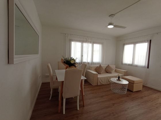 Foto 2 de Venta de piso en Sant Lluís de 3 habitaciones y 80 m²