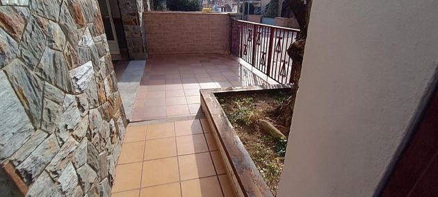 Foto 1 de Piso en venta en Sant Celoni de 2 habitaciones con terraza y garaje