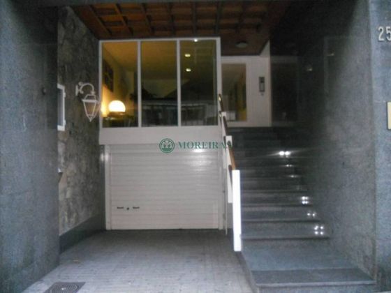 Foto 2 de Pis en venda a Centro - Ourense de 5 habitacions amb garatge i balcó