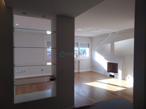 Foto 2 de Pis en venda a Centro - Ourense de 3 habitacions amb garatge i calefacció