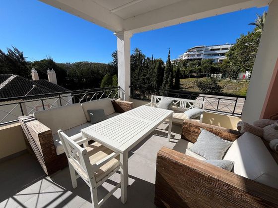 Foto 1 de Àtic en venda a Los Naranjos - Las Brisas de 3 habitacions amb terrassa i piscina