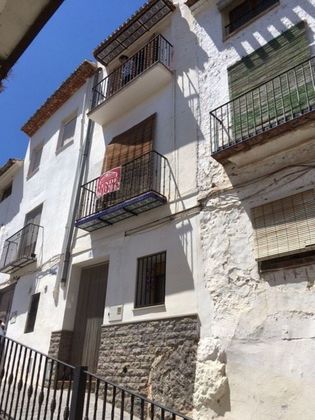 Foto 1 de Casa en venda a calle Virgen Desamparados de 4 habitacions amb terrassa i balcó