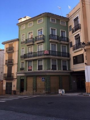 Foto 1 de Edifici en venda a calle Valencia de 400 m²