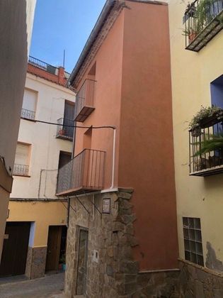 Foto 2 de Venta de casa en calle Pelayo de 4 habitaciones con balcón