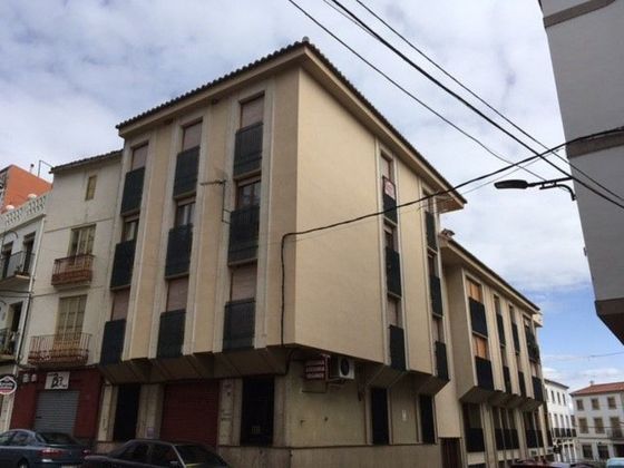Foto 1 de Pis en venda a calle Duque de Calabria de 3 habitacions amb balcó