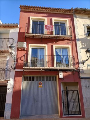 Foto 1 de Pis en venda a plaza Fuente de 1 habitació amb balcó