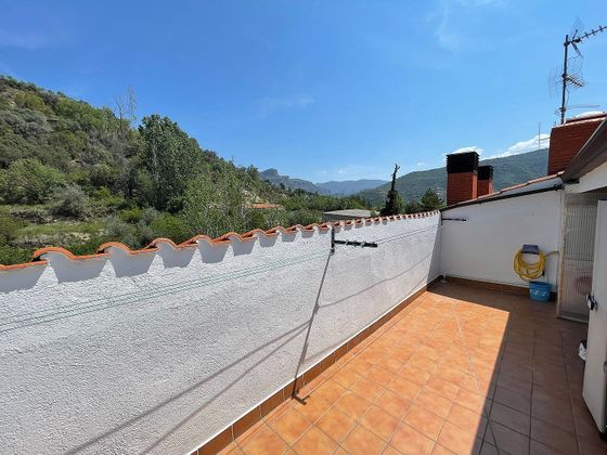 Foto 1 de Dúplex en venda a calle Del Pallars de 4 habitacions amb terrassa i balcó