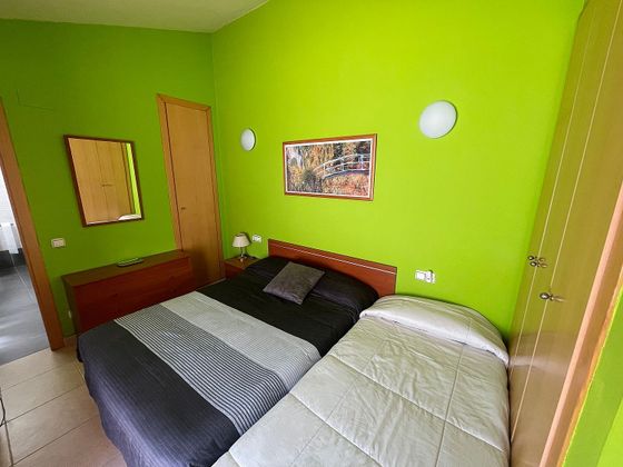 Foto 2 de Dúplex en venda a calle Del Pallars de 4 habitacions amb terrassa i balcó