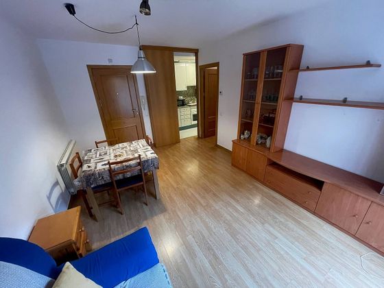 Foto 2 de Venta de piso en calle Bellavia de 2 habitaciones con balcón y calefacción