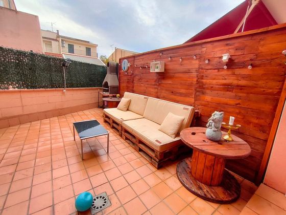 Foto 1 de Dúplex en venda a Eixample Sud – Migdia de 4 habitacions amb terrassa i jardí
