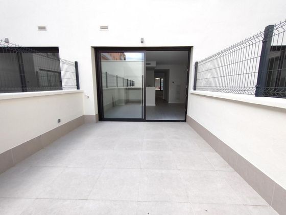 Foto 2 de Piso en alquiler en Eixample Nord – La Devesa de 2 habitaciones con terraza y garaje