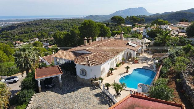 Foto 1 de Casa en venda a Benidoleig de 6 habitacions amb terrassa i piscina