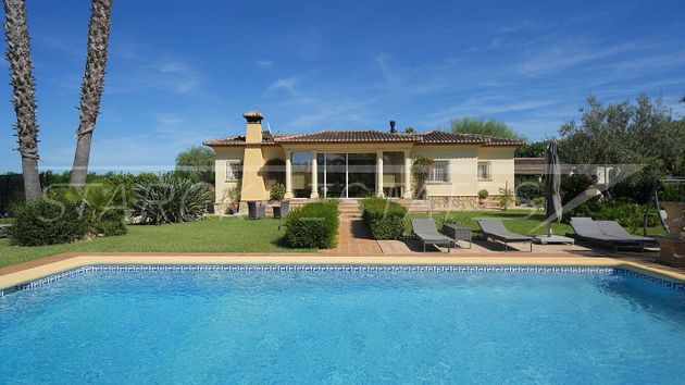 Foto 1 de Casa rural en venda a Pedreguer de 4 habitacions amb piscina