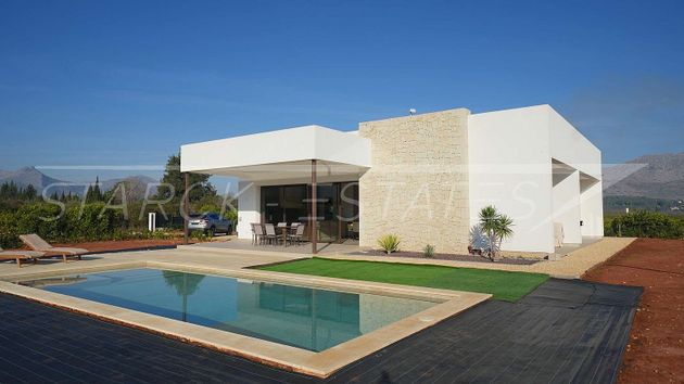 Foto 1 de Casa rural en venta en Beniarbeig de 3 habitaciones con terraza y piscina