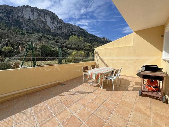 Foto 2 de Casa adosada en venta en Vall de Laguar (la) de 3 habitaciones con terraza