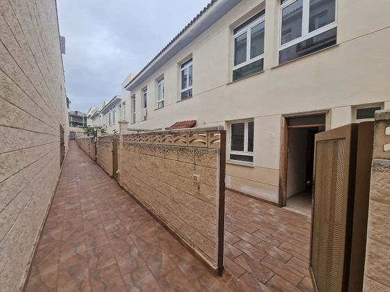 Foto 1 de Casa en venda a San Antonio - Las Arenas de 3 habitacions amb terrassa i garatge