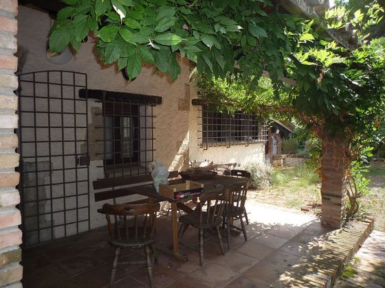 Foto 1 de Venta de casa rural en Caldes de Montbui de 5 habitaciones con terraza y jardín