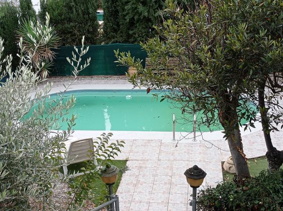 Foto 1 de Xalet en venda a Palau-solità i Plegamans de 8 habitacions amb terrassa i piscina
