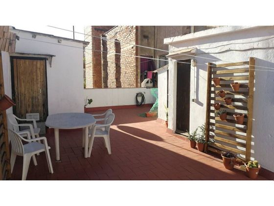 Foto 1 de Casa en venta en Collblanc de 3 habitaciones con terraza