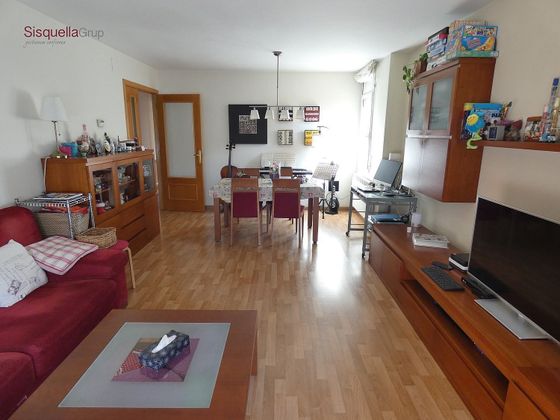 Foto 1 de Pis en venda a Serraparera de 3 habitacions amb terrassa i garatge